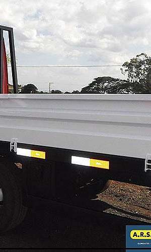 Carroceria metálica Carroceria metálica