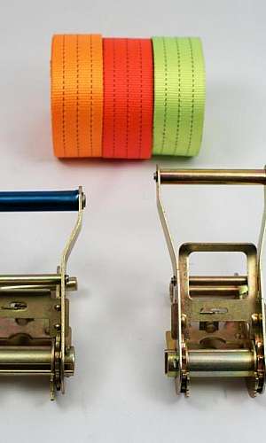 Cinta de carga com catraca Cinta de carga com catraca