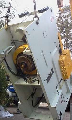 Içamento de Máquinas Industriais Içamento de Máquinas Industriais